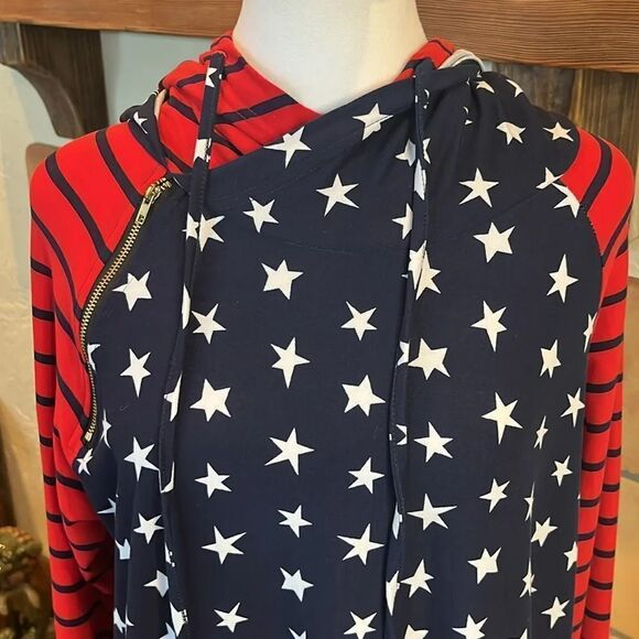 Simply Southern Stars and Stripes Double Hoodie, size L - Picture 2 of 11